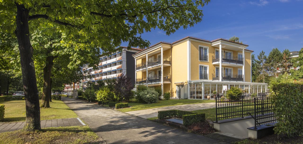 Hotel Schweizer Hof Thermal Und Vital Resort (Adults Only) บาดฟึสซิง ภายนอก รูปภาพ